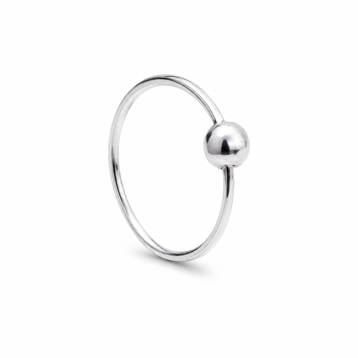 SILVER DOT NOSE RING